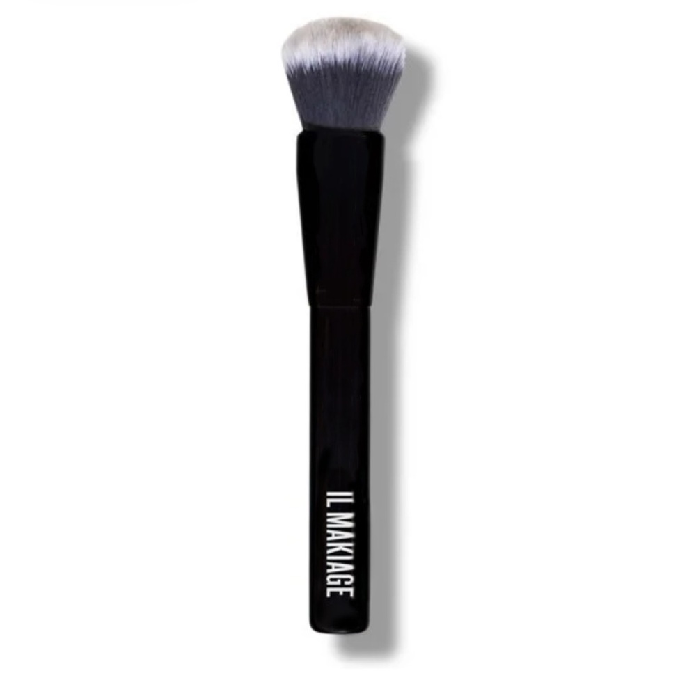 IL MAKIAGE Foundation Blending Brush #100